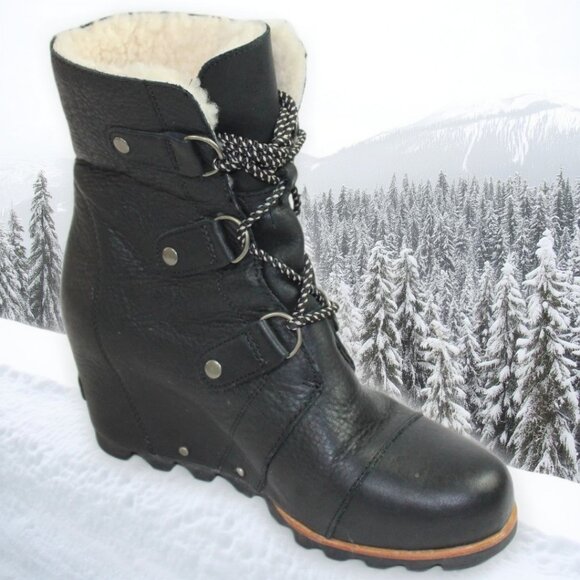 Sorel Joan of Artic Black Pebbled Leather Wedge Heel Boot, Size 10 - Picture 1 of 8
